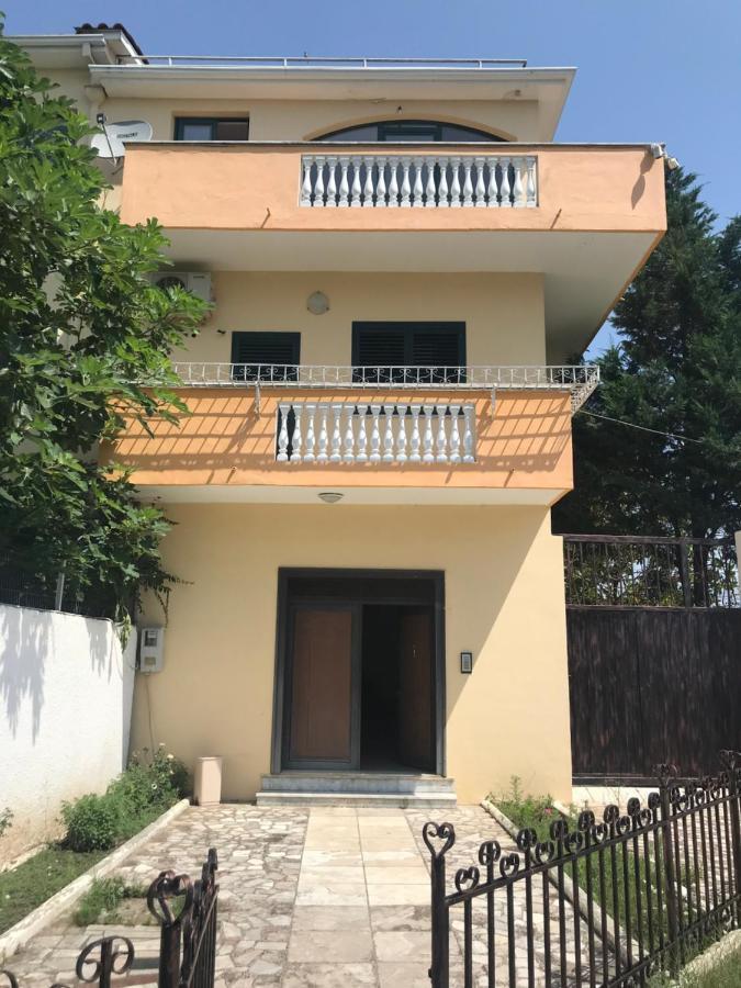Sunrise Guest House Shkodër Екстериор снимка